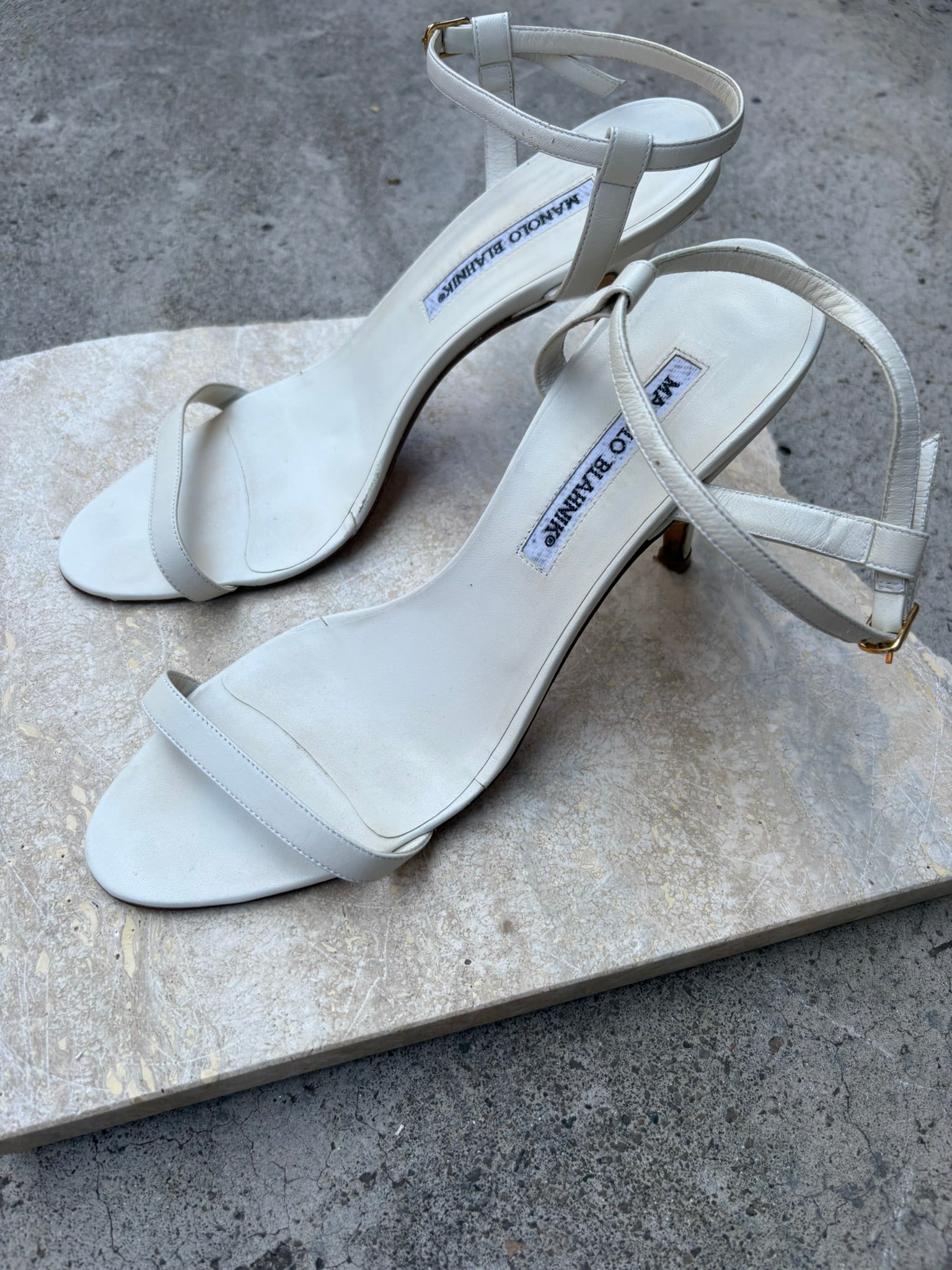 Manolo Heels