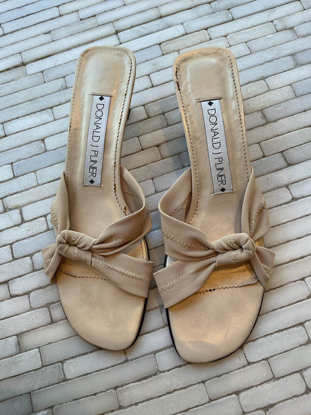 Donald Pliner Heels