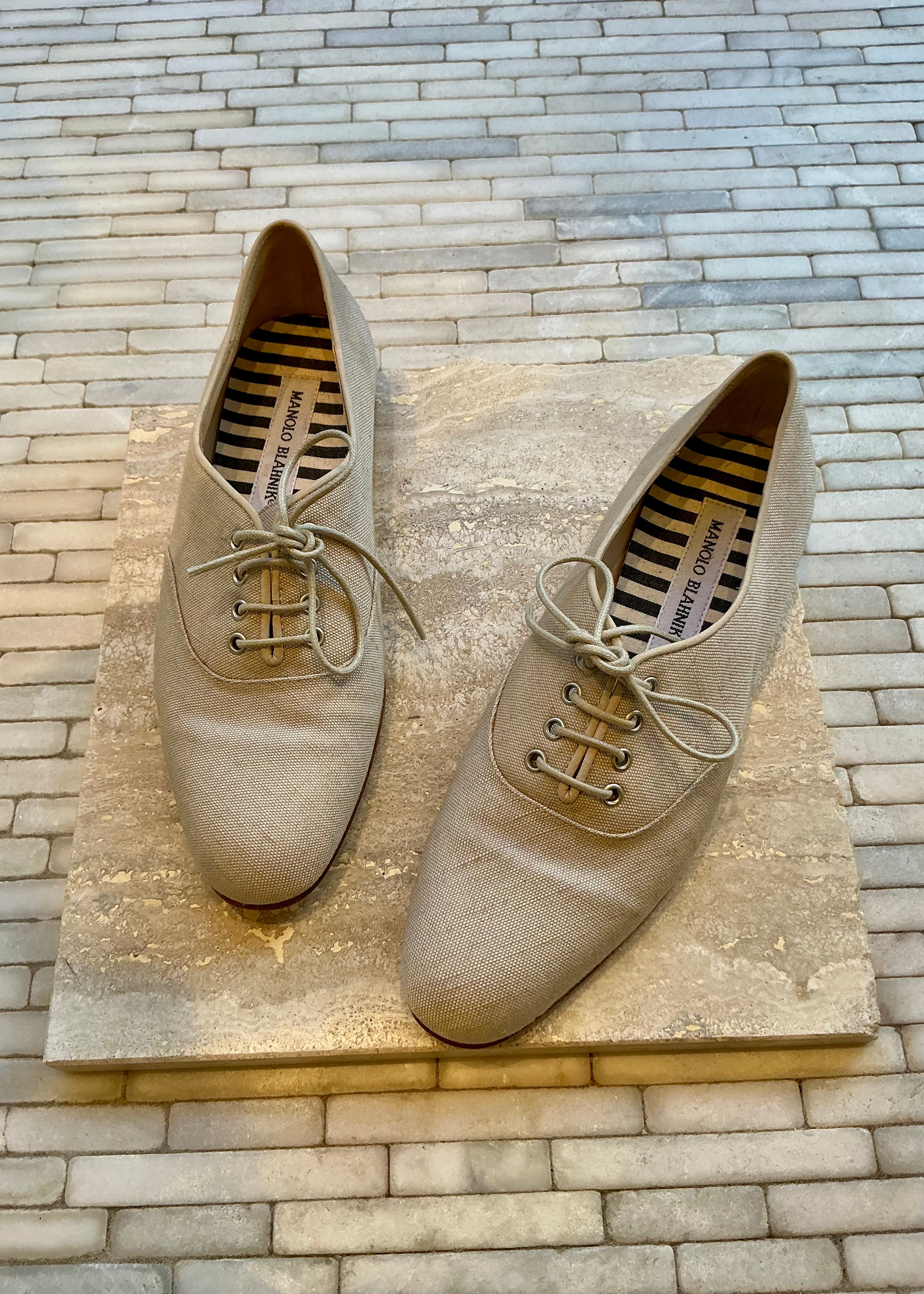 Manolo Blahnik Lace Up Shoes
