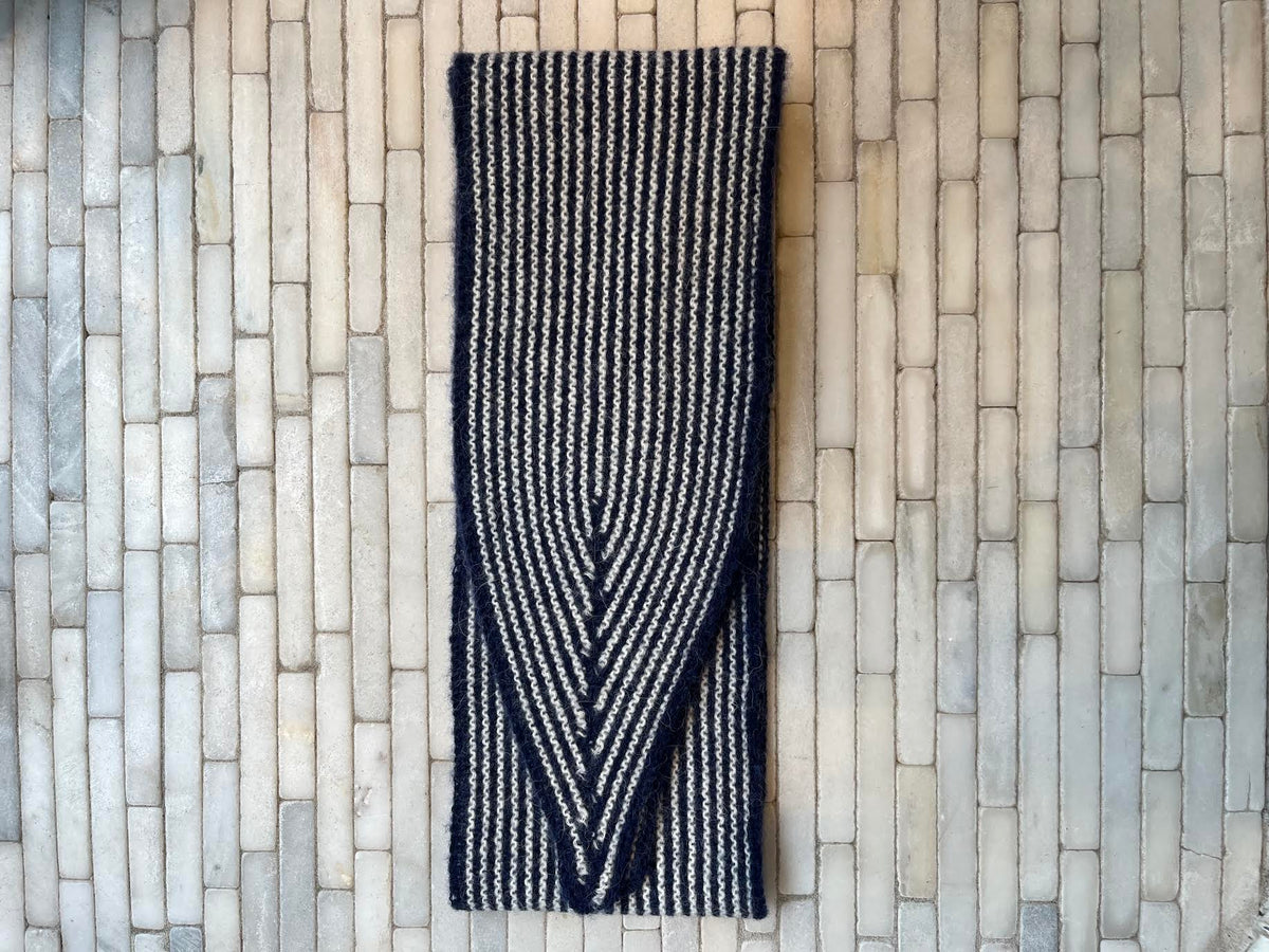 Et Tigre Kona Scarf Navy