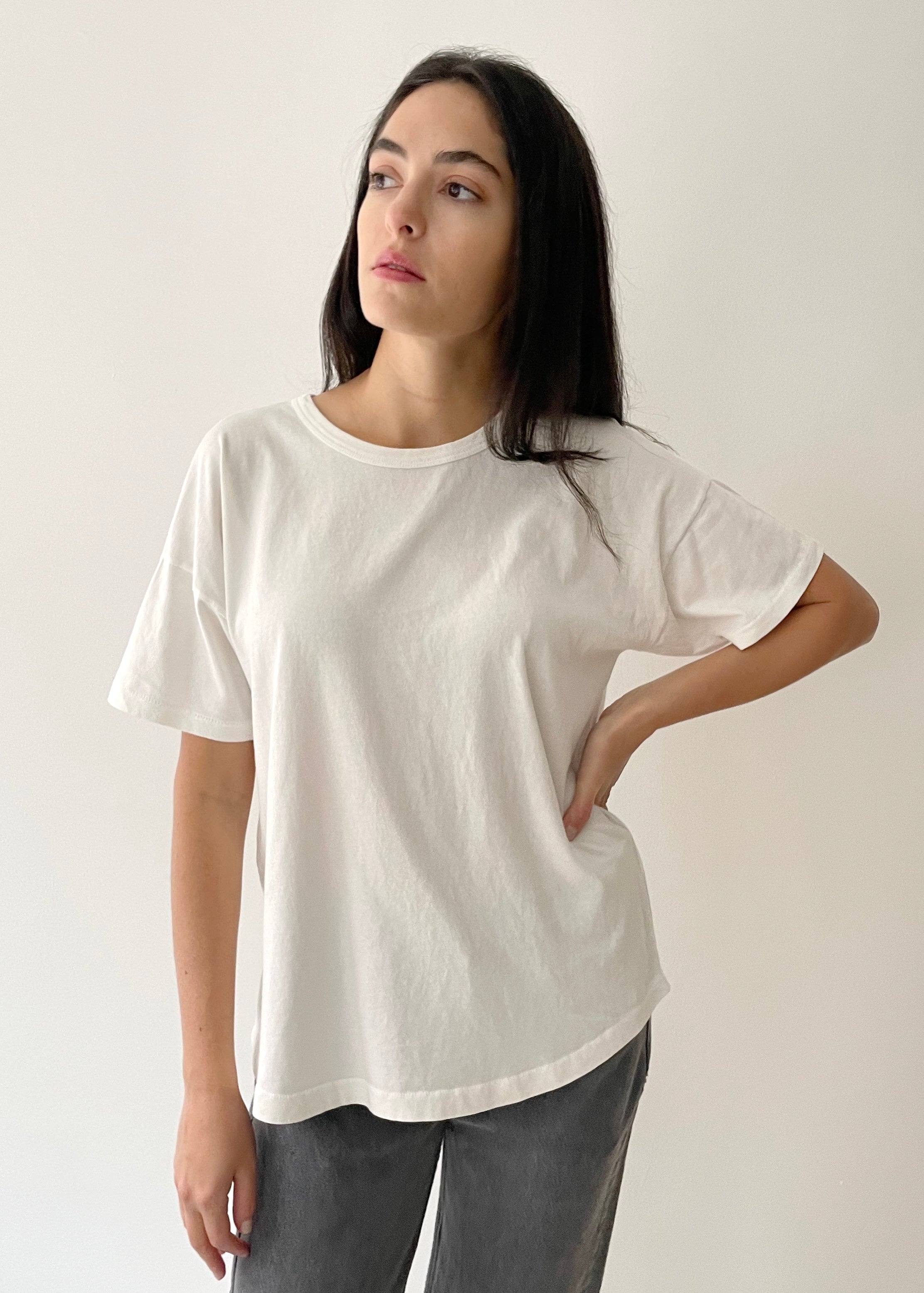 Her Tee