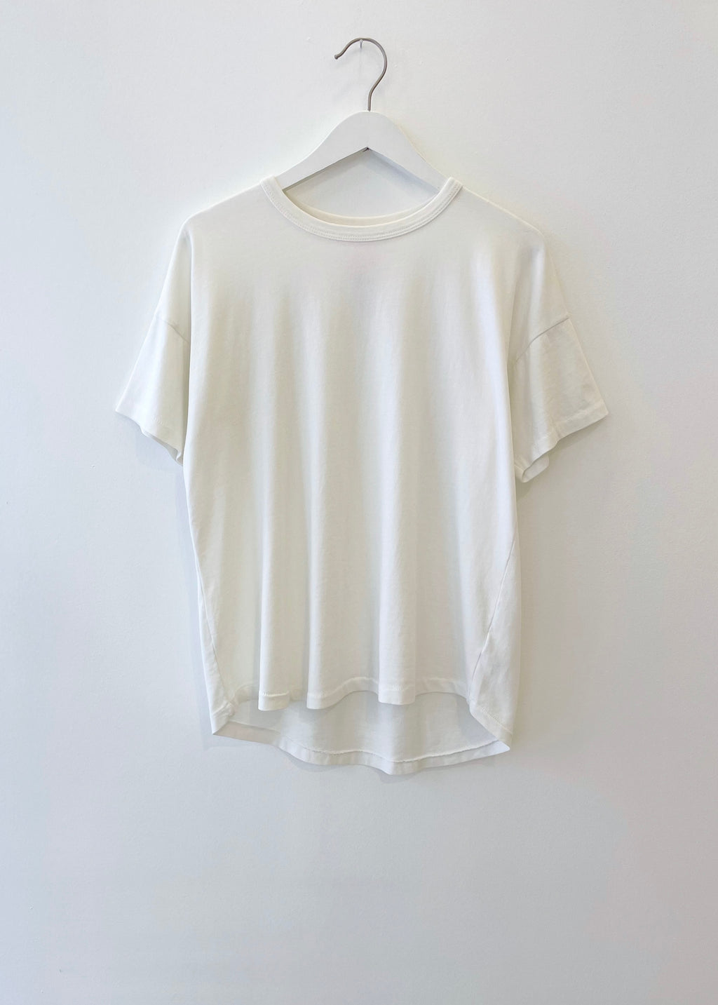Her Tee