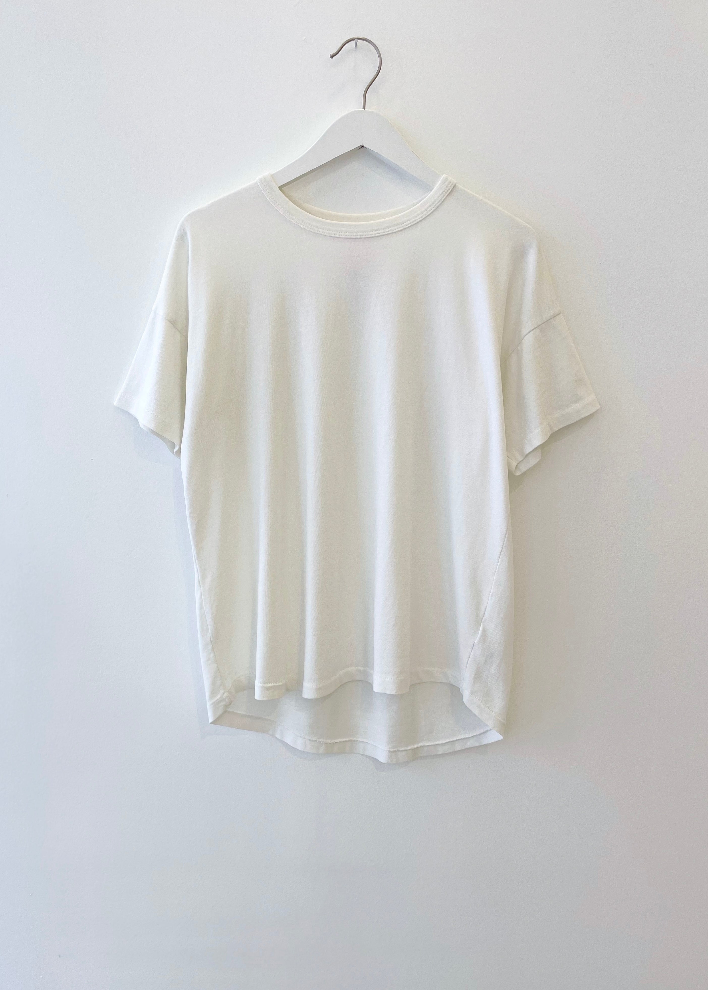 Her Tee