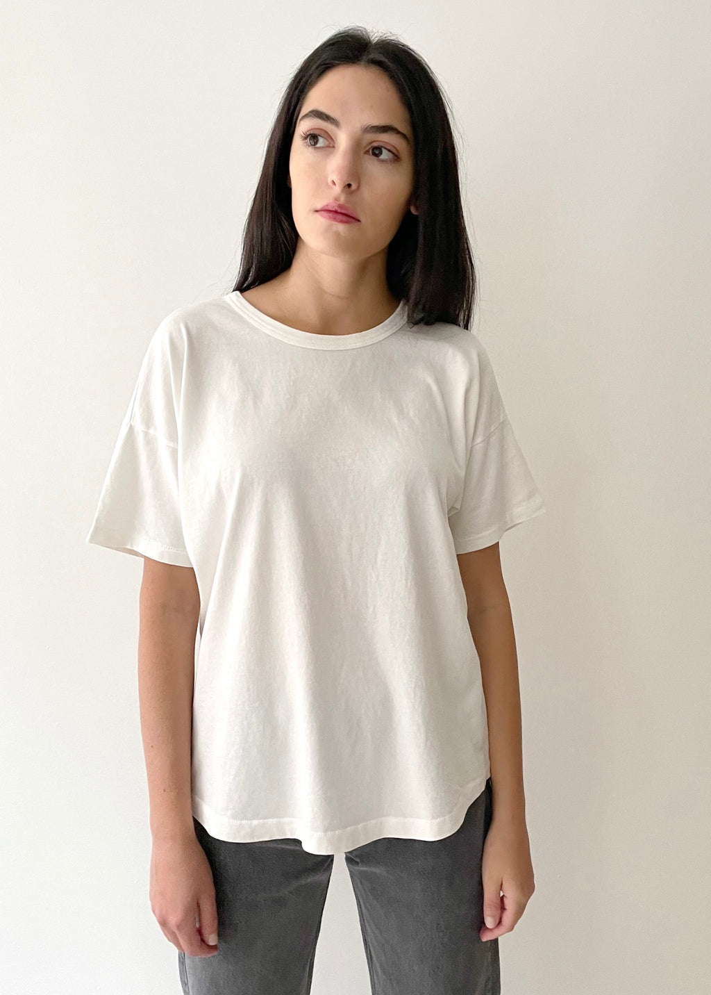 Her Tee